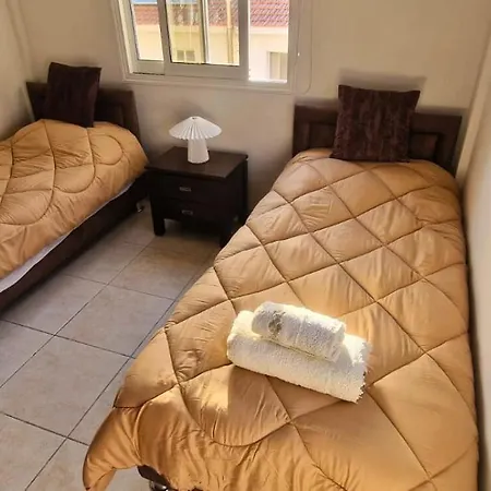 3 Bedroom Penthouse Larnaca Apartman Livádia