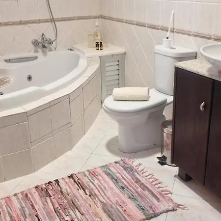 3 Bedroom Penthouse Larnaca Livadhia